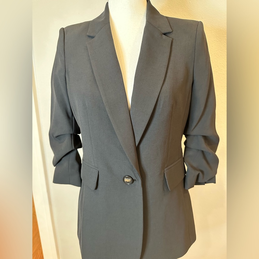 DKNY Black tailored blazer, ruched sleeves, single button closure